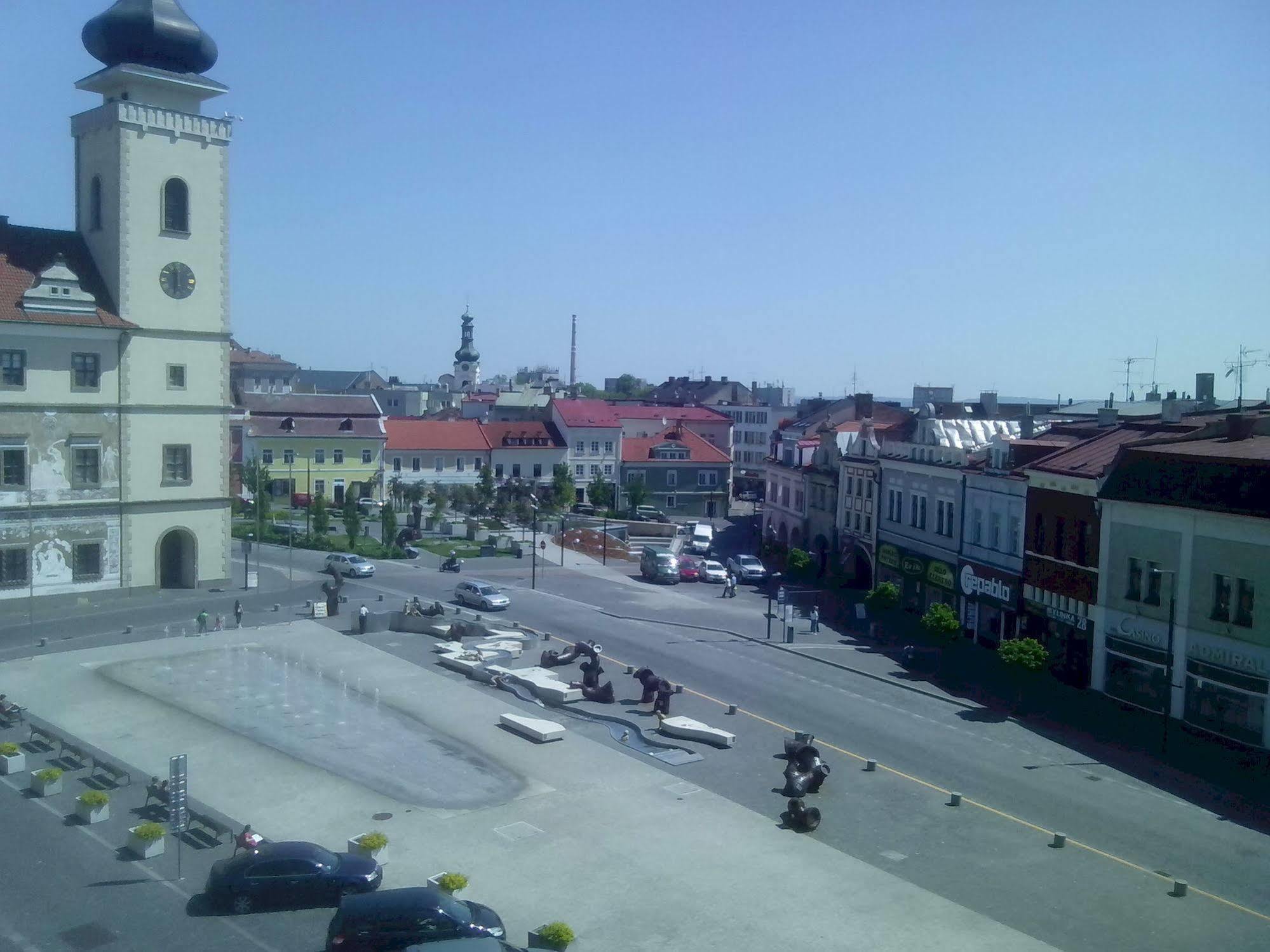 Hotel Zlaty Kohout Mladá Boleslav Eksteriør bilde